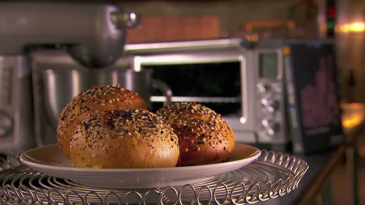 Breville -- Tosi on Tour  -- Christina Tosi from Momofuku Milk Bar bakes Bagel Bombs