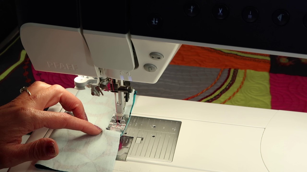 PFAFF creative icon 44 Stretch Stitch