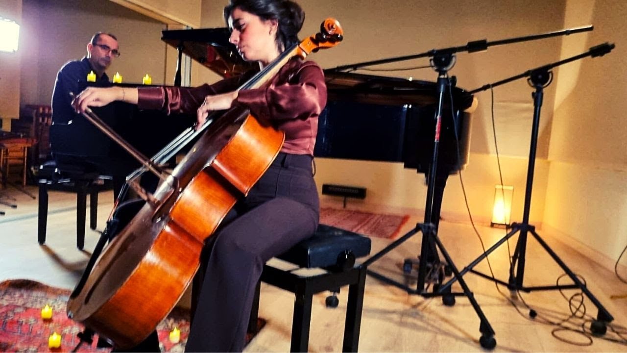 Juan Sánchez aka Jan Uve "Paralian" (Live Piano & Cello Performance With Iratxe Ibaibarriaga)