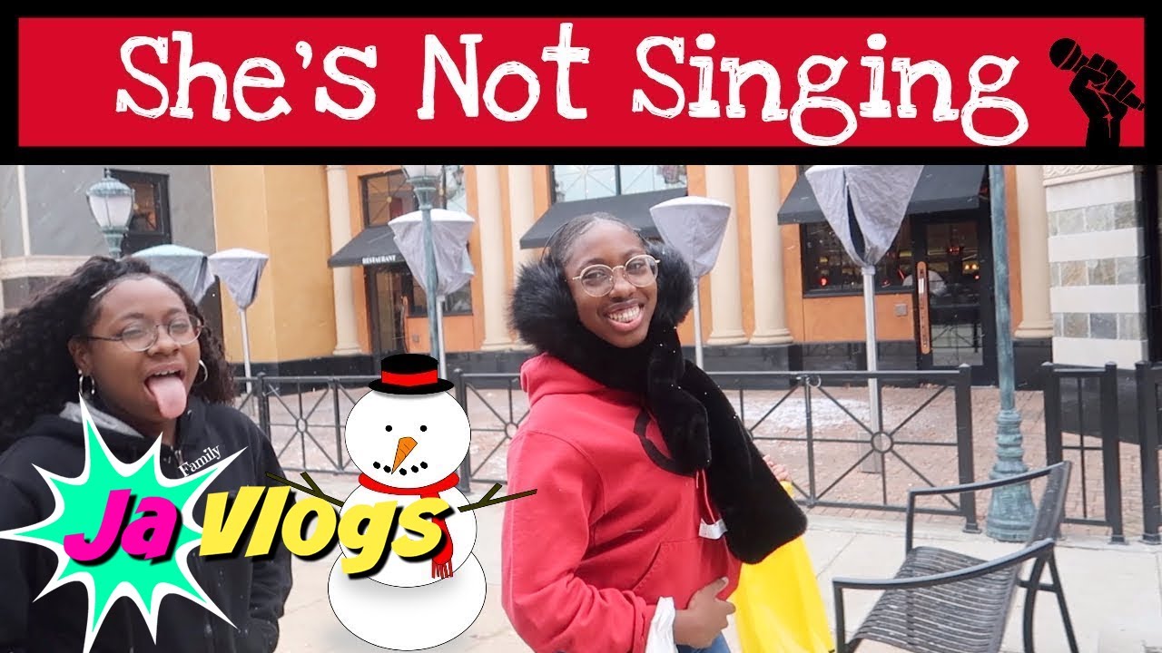 She's Not Singing | Vlogmas Day 15 | 2017 | JaVlogs