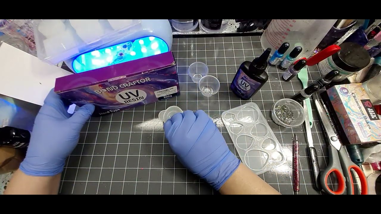 #301 Bond craftor UV RESIN giveaway and testing