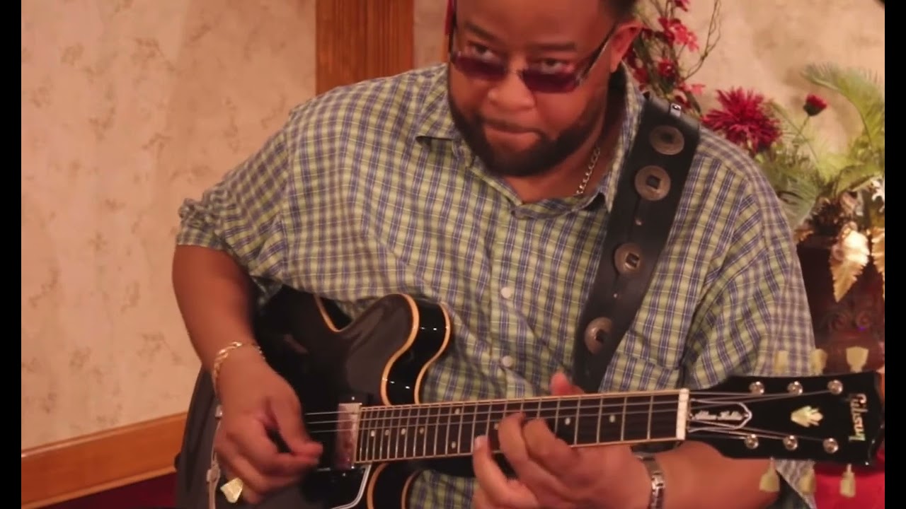 Mr. Alton Hollis  🔥 HIRE THIS MAN NOW - Guitar Players United As One