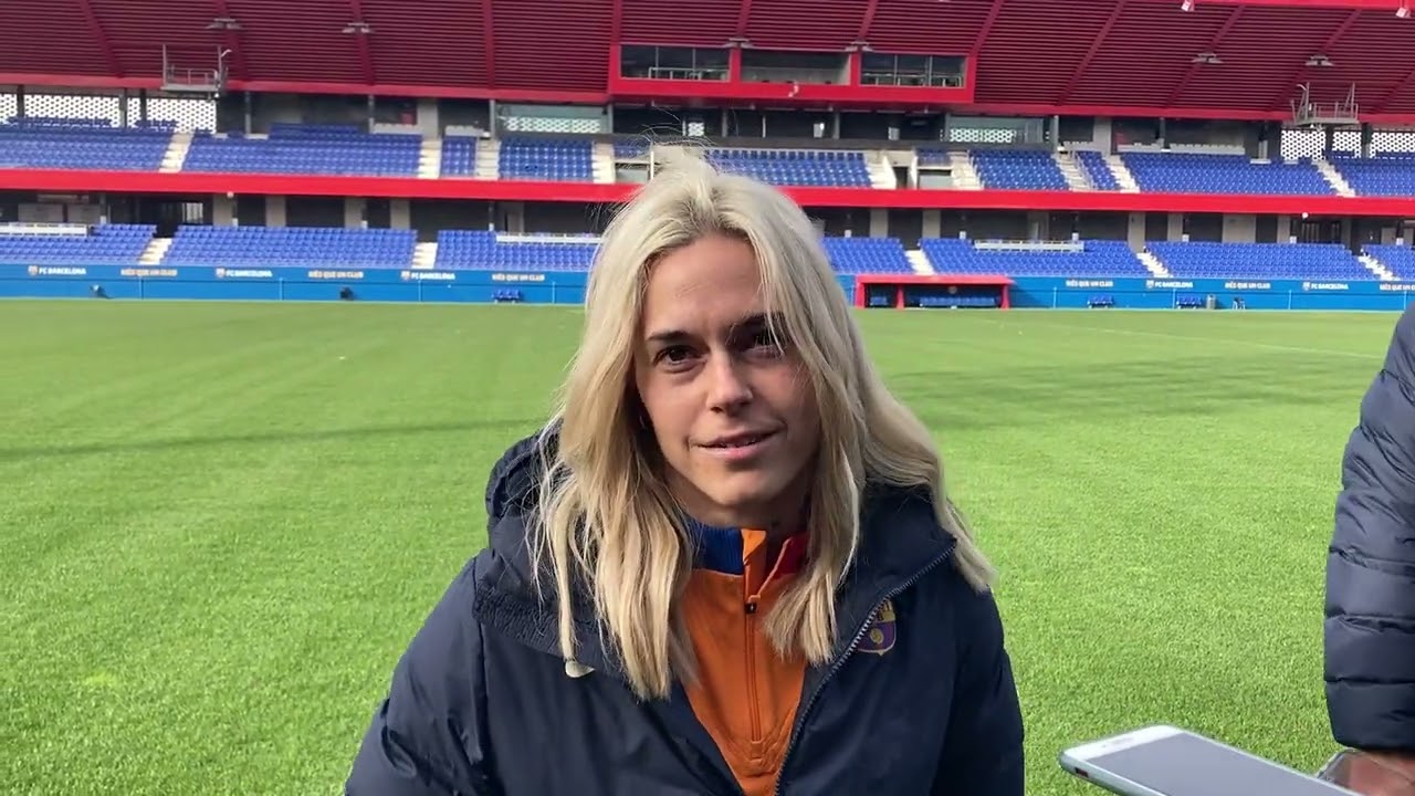 Pr&egrave;via del Bar&ccedil;a Femen&iacute; al Camp Nou. Mapi Le&oacute;n.