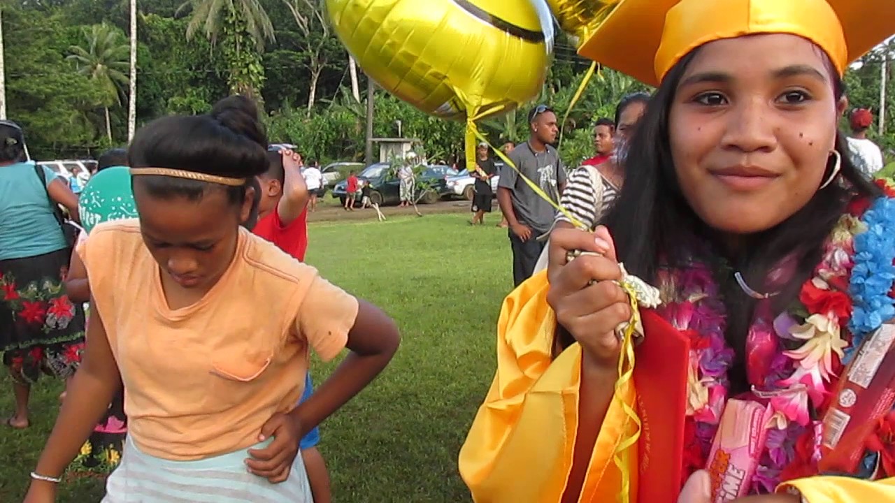 Madolenihmw High school graduation 05242016 0680