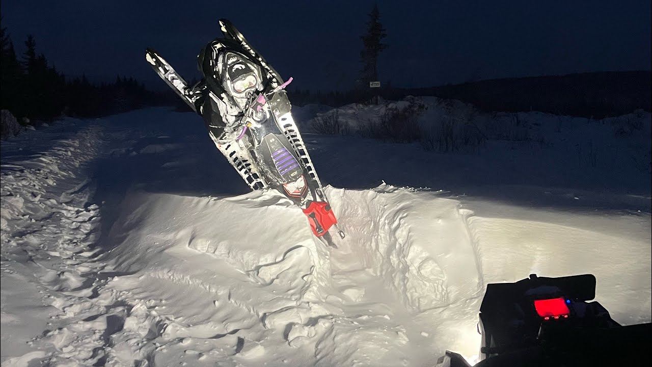 Nighttime Driftbank Chaos: Summit 800R XM & Pro RMK 800!