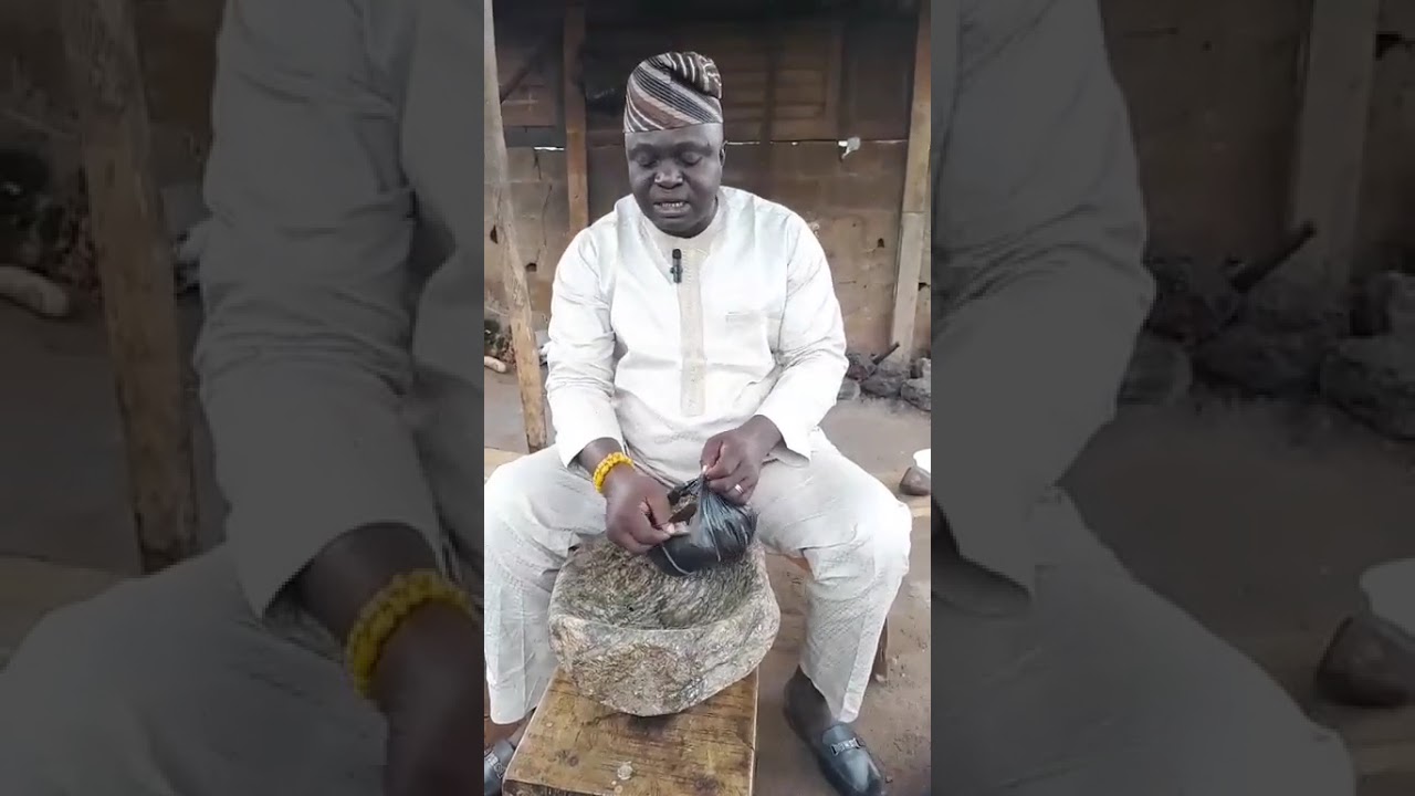 EYONU ATUDE ASINA OUN RERE