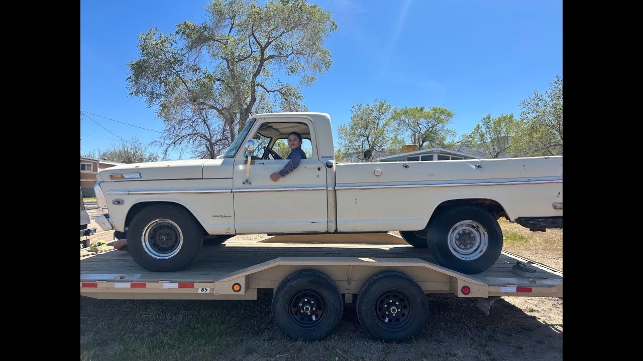 Jenna Get's Her First Pickup Truck (1968 Ford F250 Bumpside)