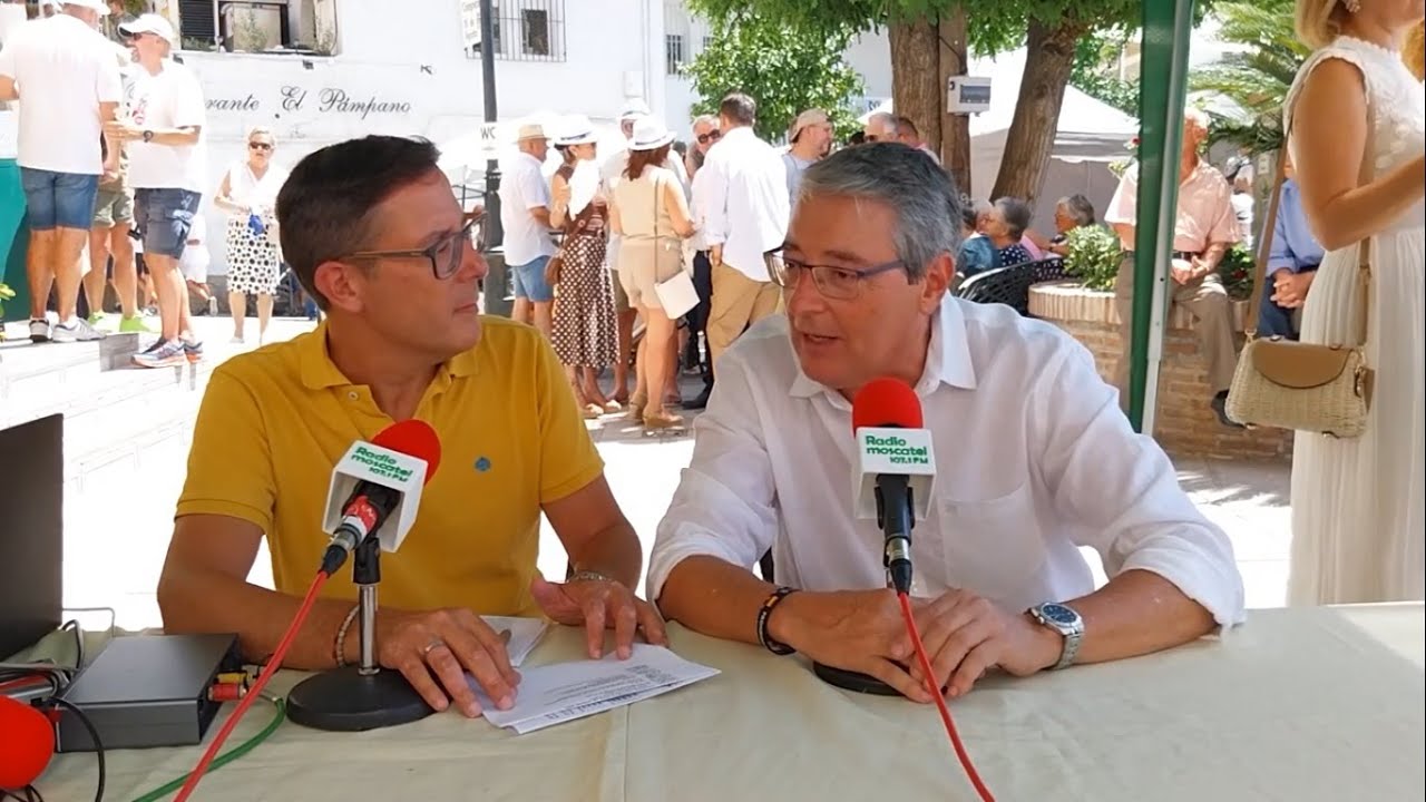 Francisco Salado, Pisador de Honor en la Noche del Vino de Cómpeta 2025