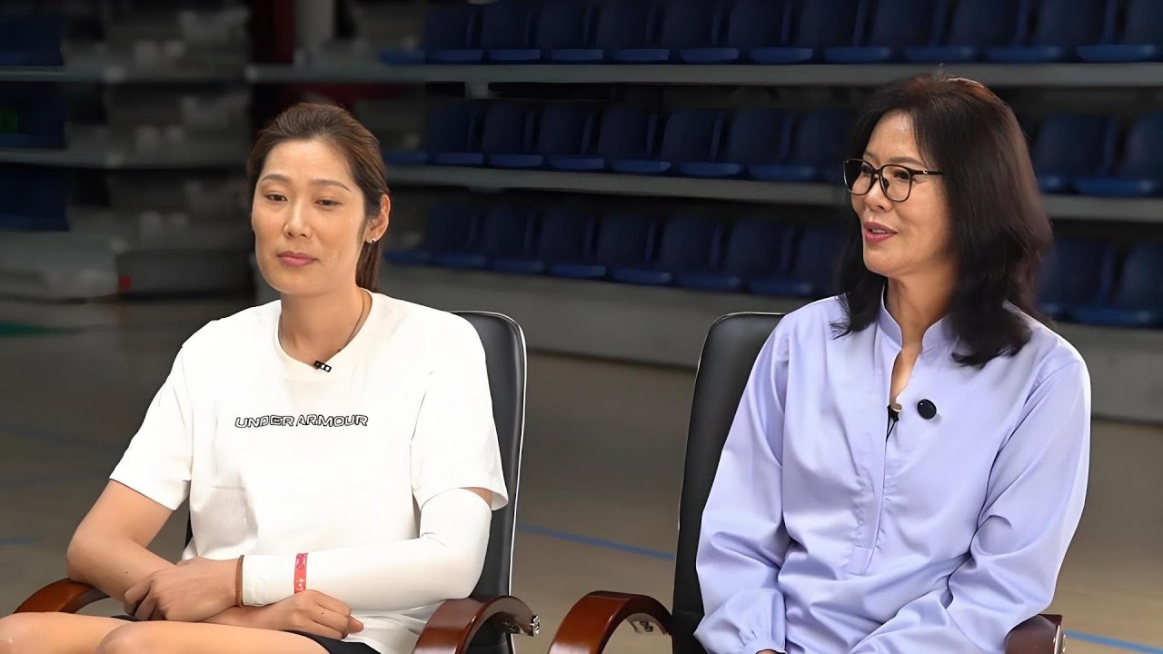 郎平&朱婷！中国女排传承者的“跨时代对话”