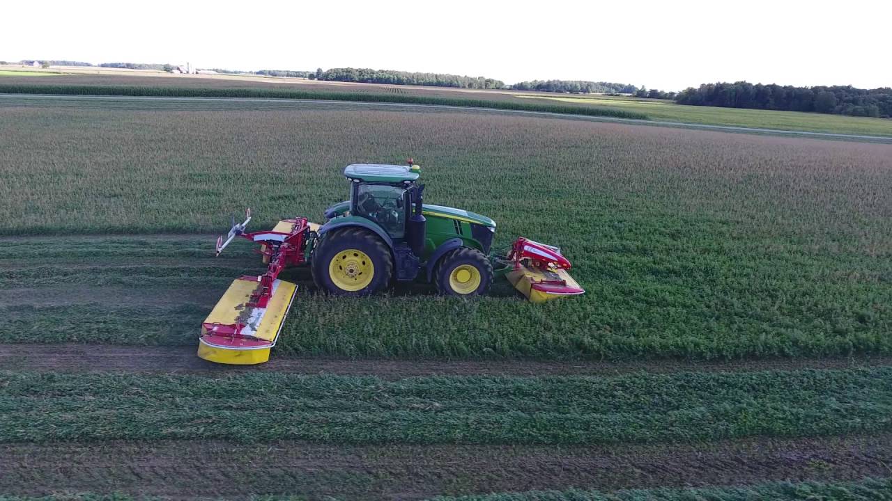 Mowing alfalfa Pottinger V10