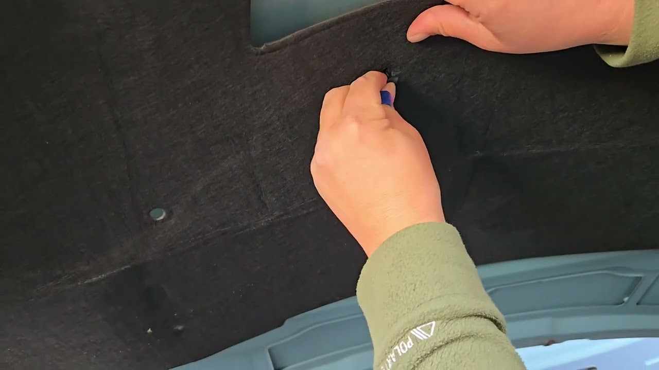 How To Replace Hood Insulation Pad on BMW  E92 E90 E93 #bmw#e92#DIY#bimmer#e90