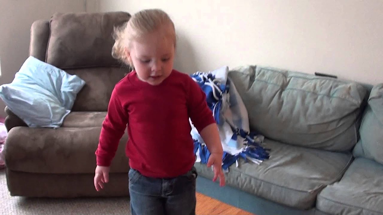 Tooter singing Happy, Happy Birthday.