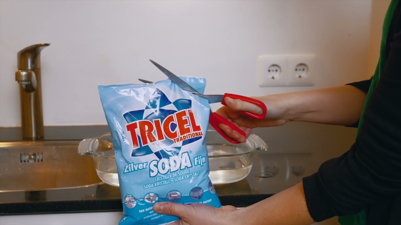 Oven ontvetten en reinigen met Tricel fijn soda
