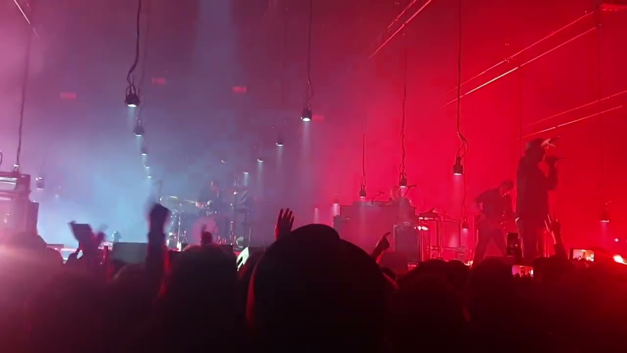 Thåström Kort biografi med litet testamente live Globen 21-05-2022