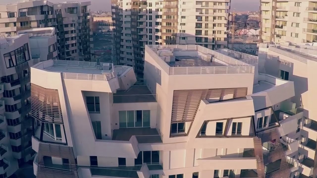 The Libeskind Residences and Il Curvo