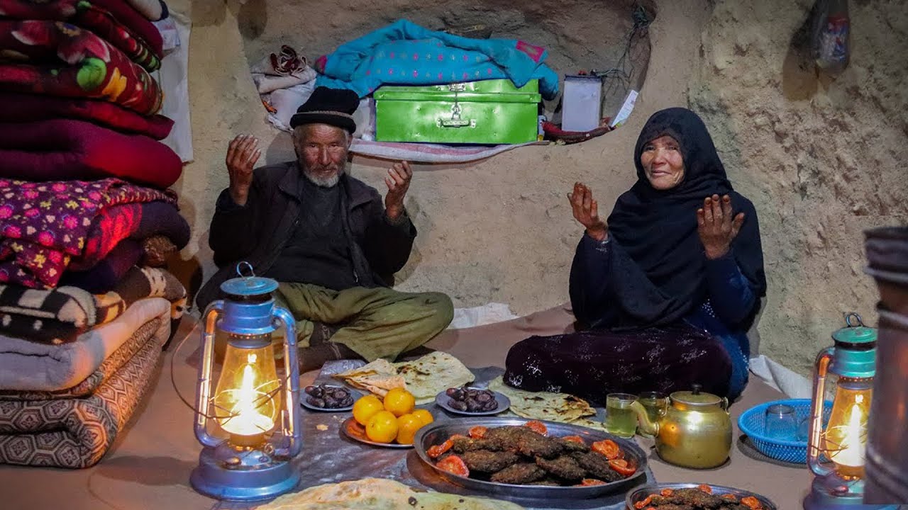 Ramadan Kareem: Old Lovers Village Style Recipe in a Cave | Village Life Afghanistan