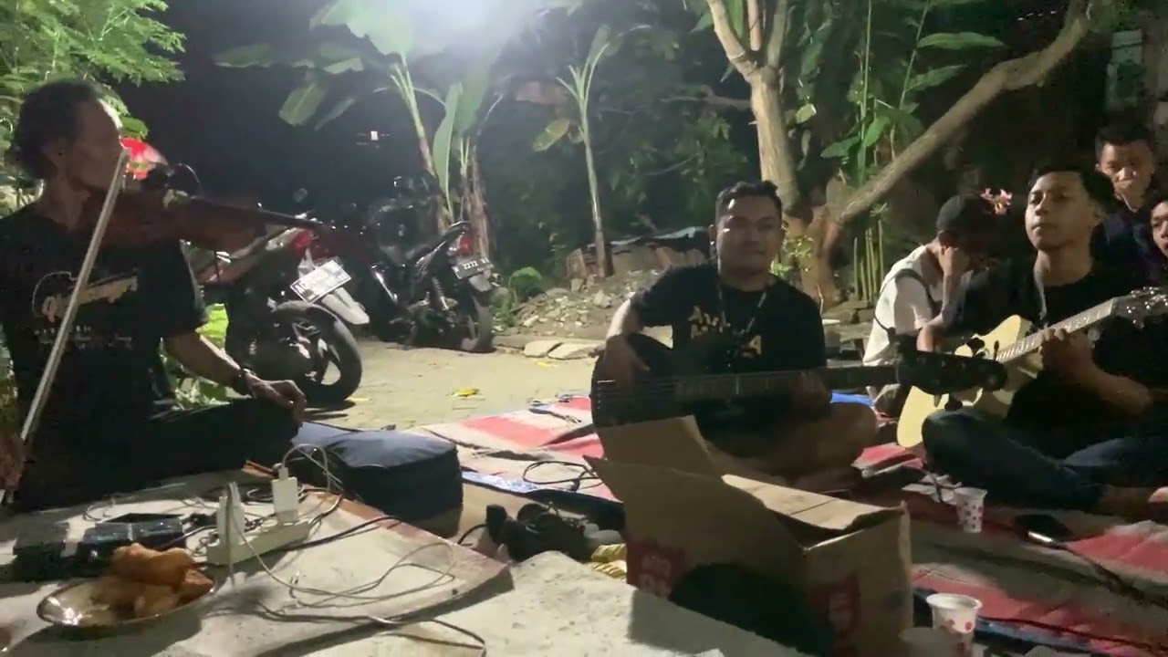 Yosa - Stasiun Tugu (Tabuhan Keroncong)