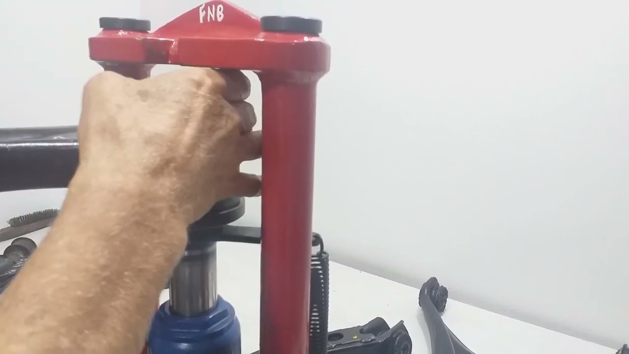 Saca bucha hidráulica de bancada de veículos leves