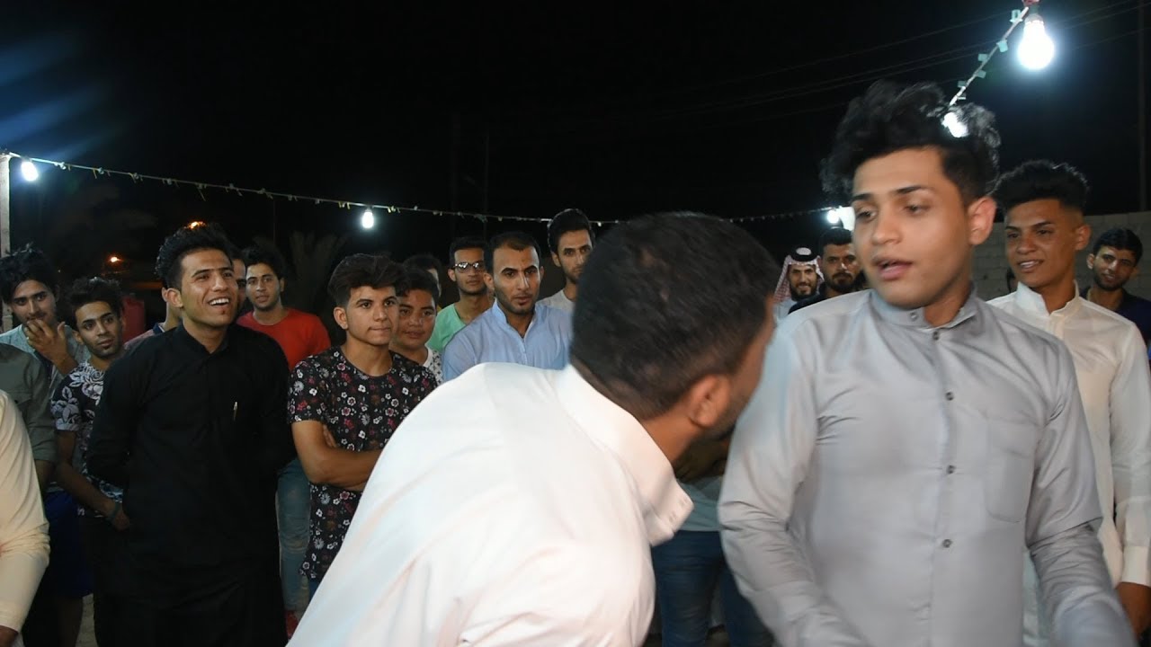 شاهد دخول الجماهير داخل الميدان علي الشيخ و عباس المير