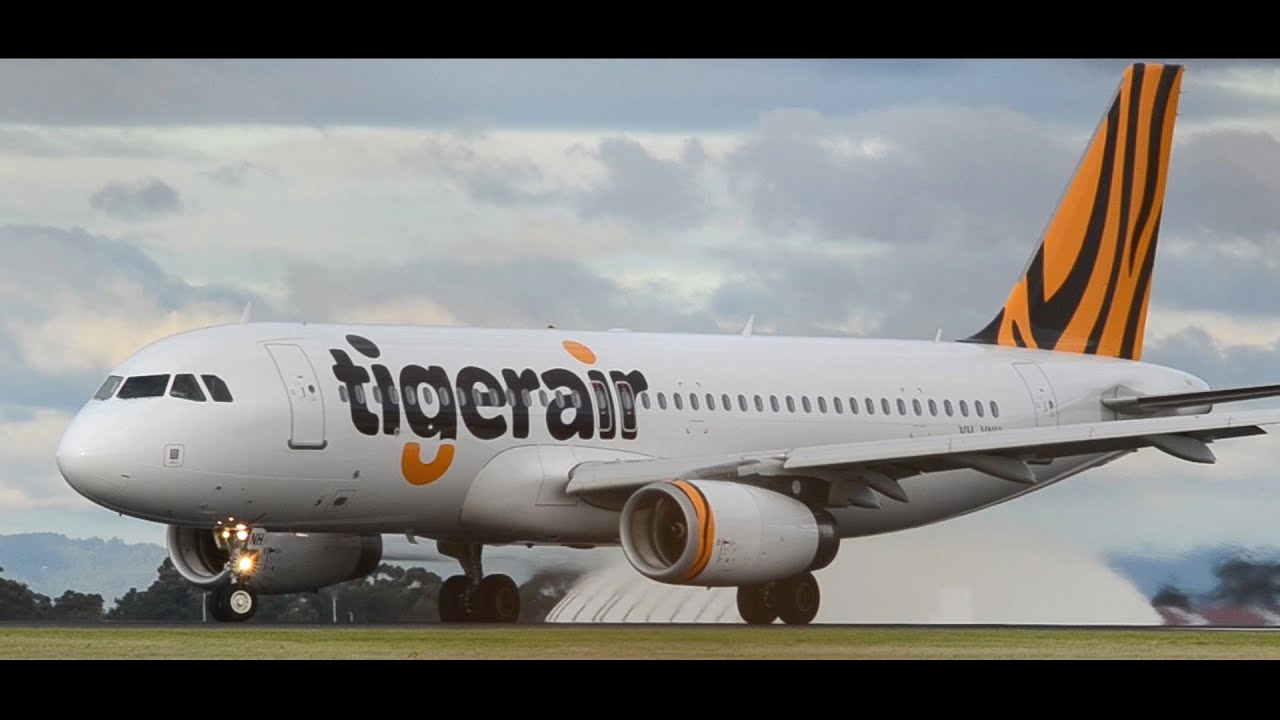 *LOUD IAE V2500 SPOOL* - Tigerair A320-232 Takeoff from Melbourne Airport - [VH-VNH]