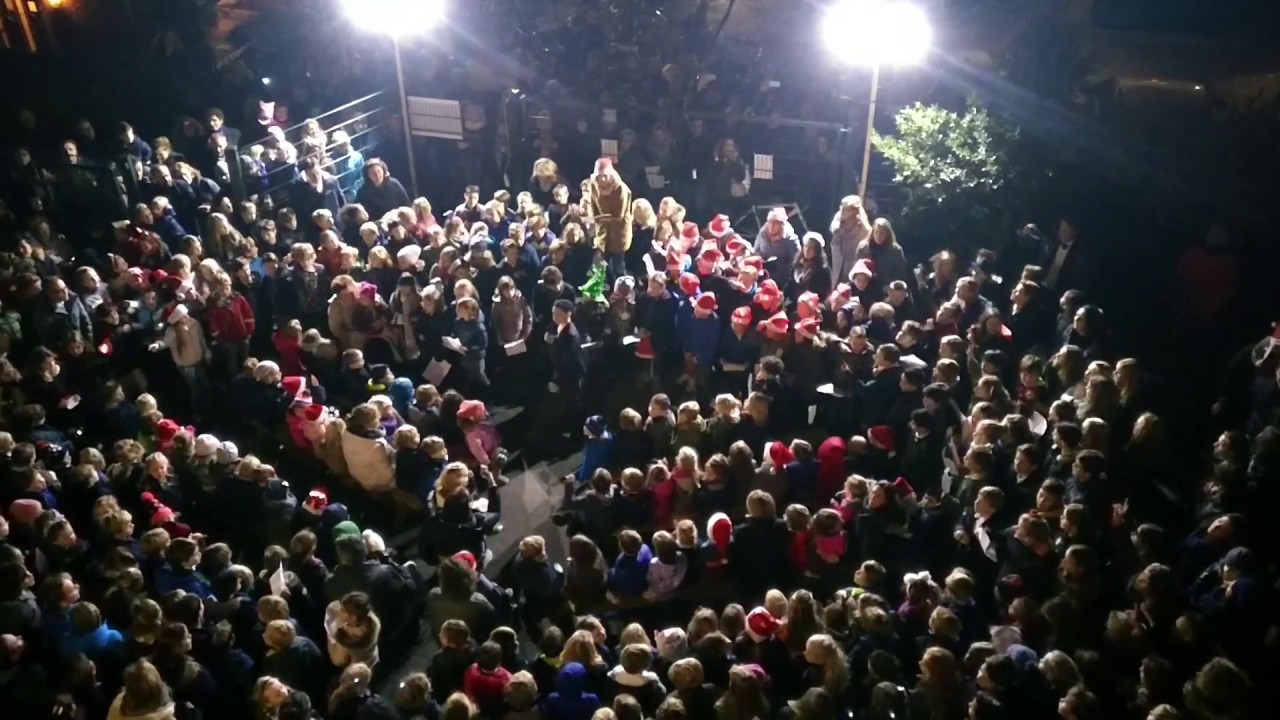 Kinderen rappen met Kerst voor War Child