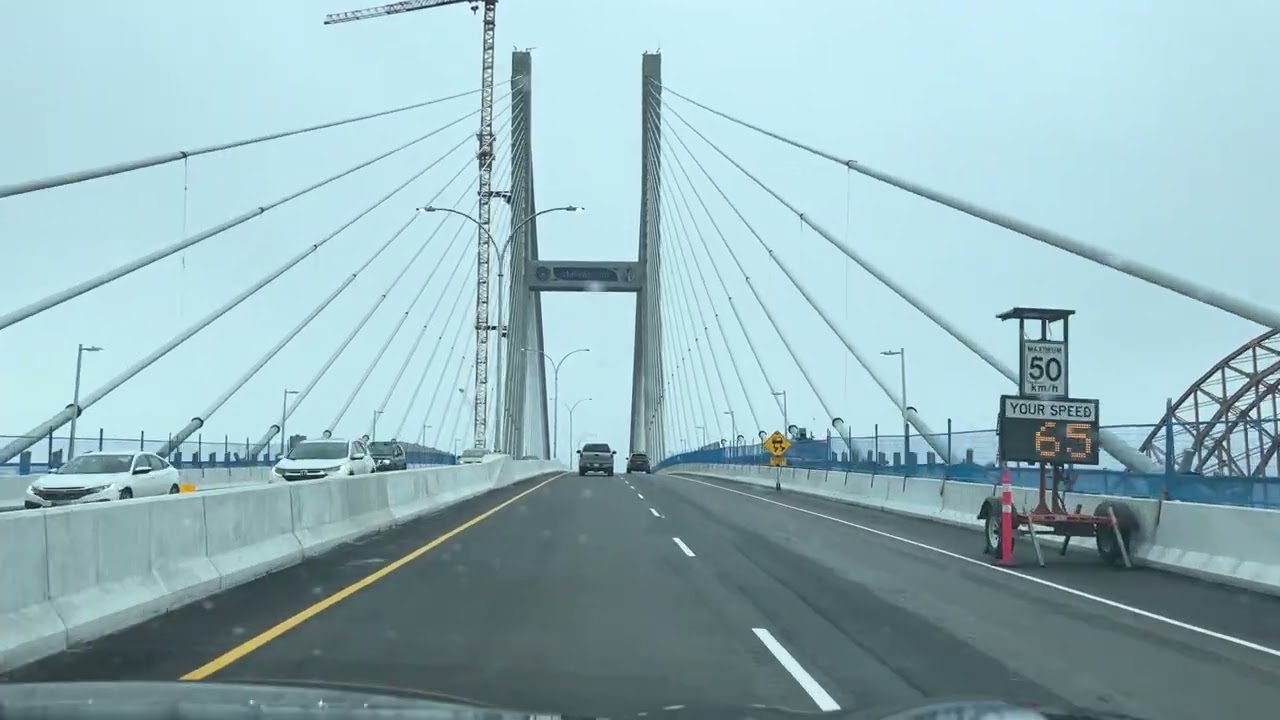 Stal̕əw̓asəm Bridge (Riverview Bridge)