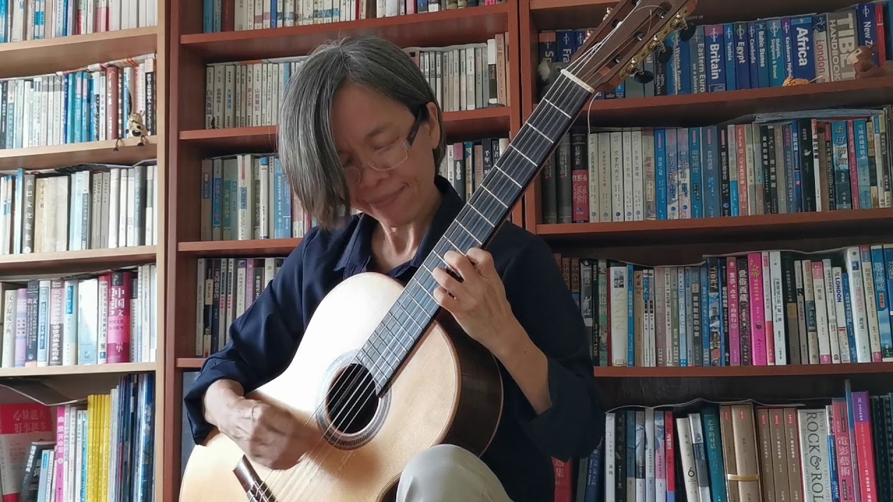 Agustin Barrios - Prelude in C minor -- Hong Tee