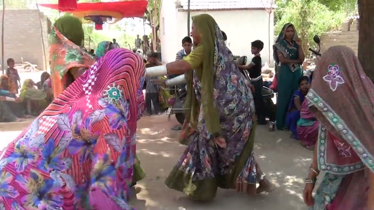 deshi dhol na tale// lagn ni moj//deshi lagn