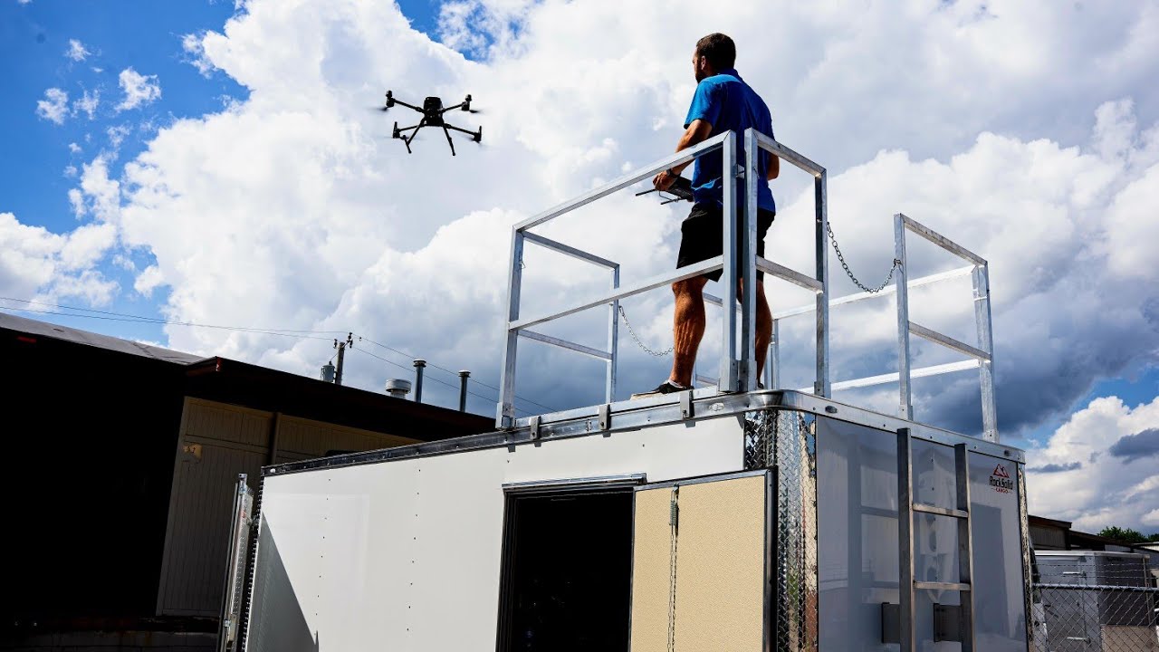 Drone Washing Trailer with Observation Deck and New Comet P40