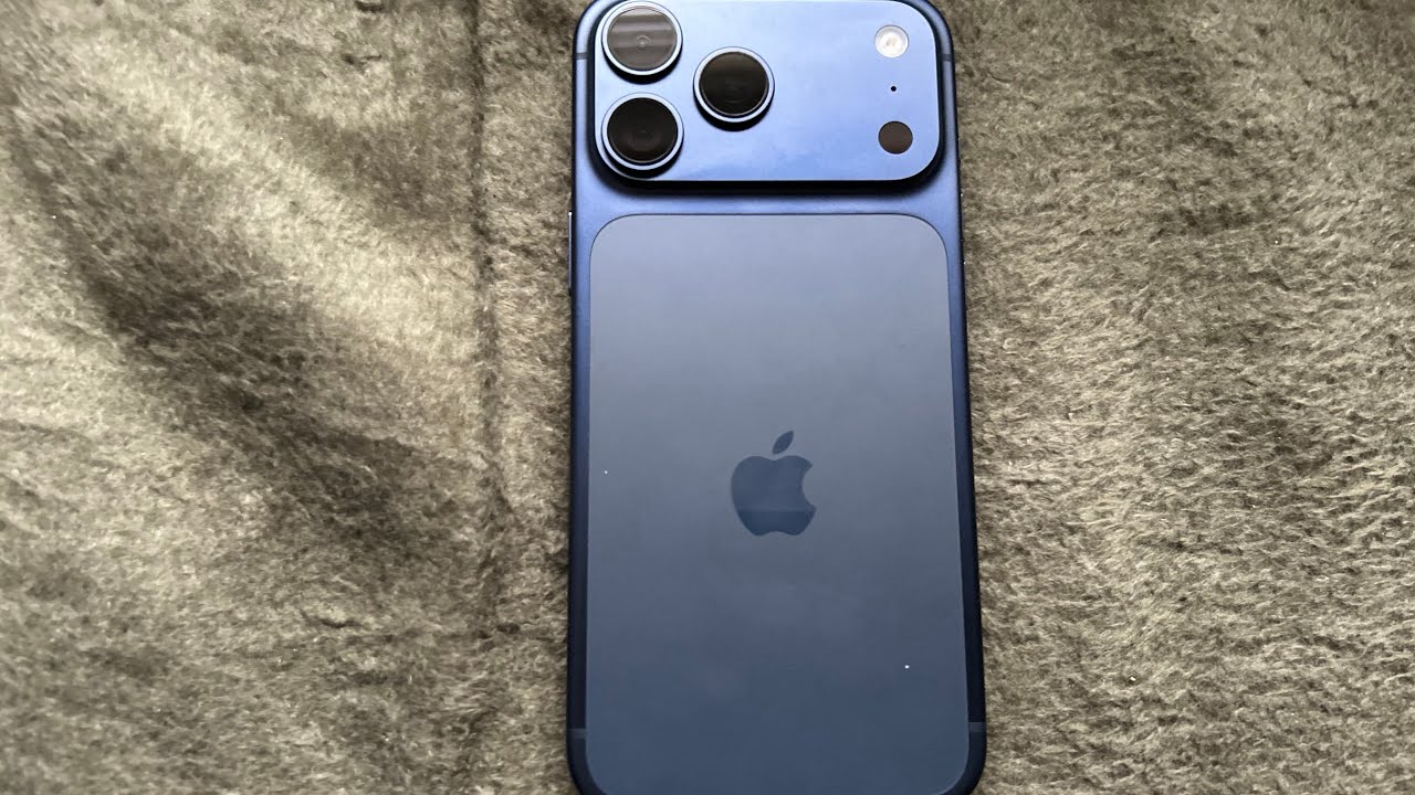 iPhone 17 Pro Max Gaming Test Roblox Greenville & Croydon