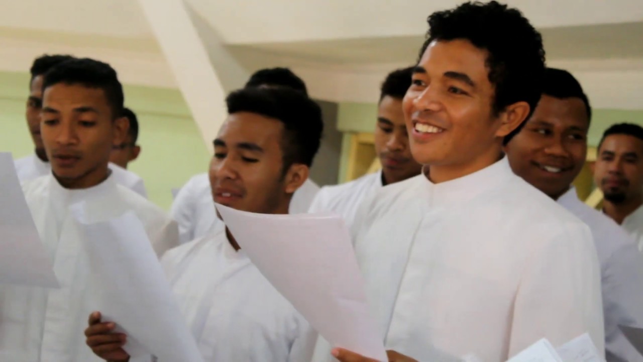 Lagu Swing low oleh para Frater Unit Agustinus, Ledalero