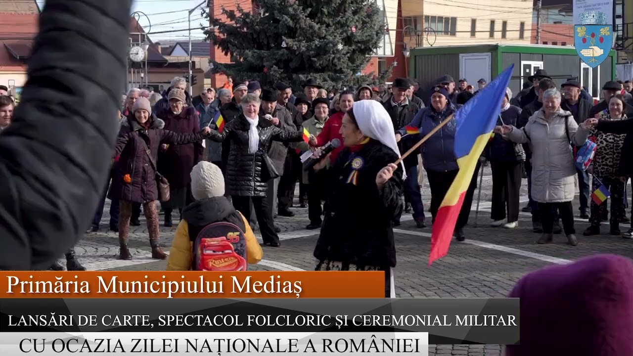 Lansări de carte, spectacol folcloric și ceremonial militar cu ocazia Zilei Naționale a României