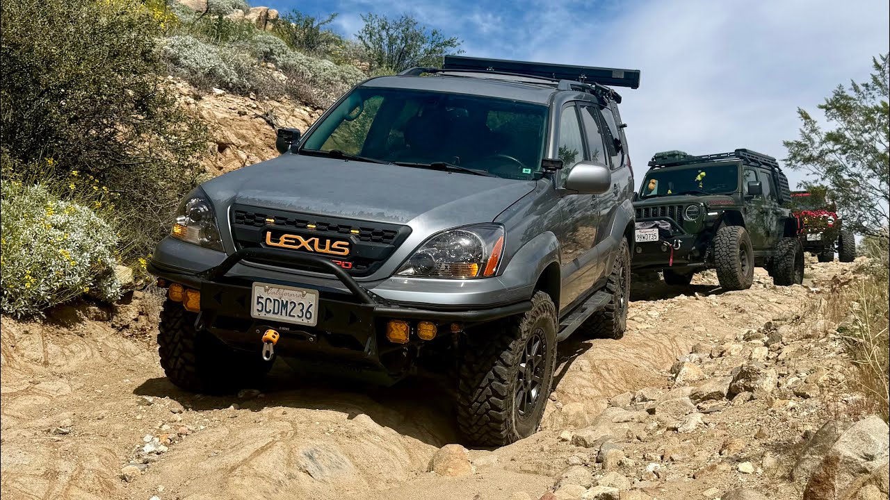 GX470 on 34s with Friends at Baileys Cabin Anza Borrego