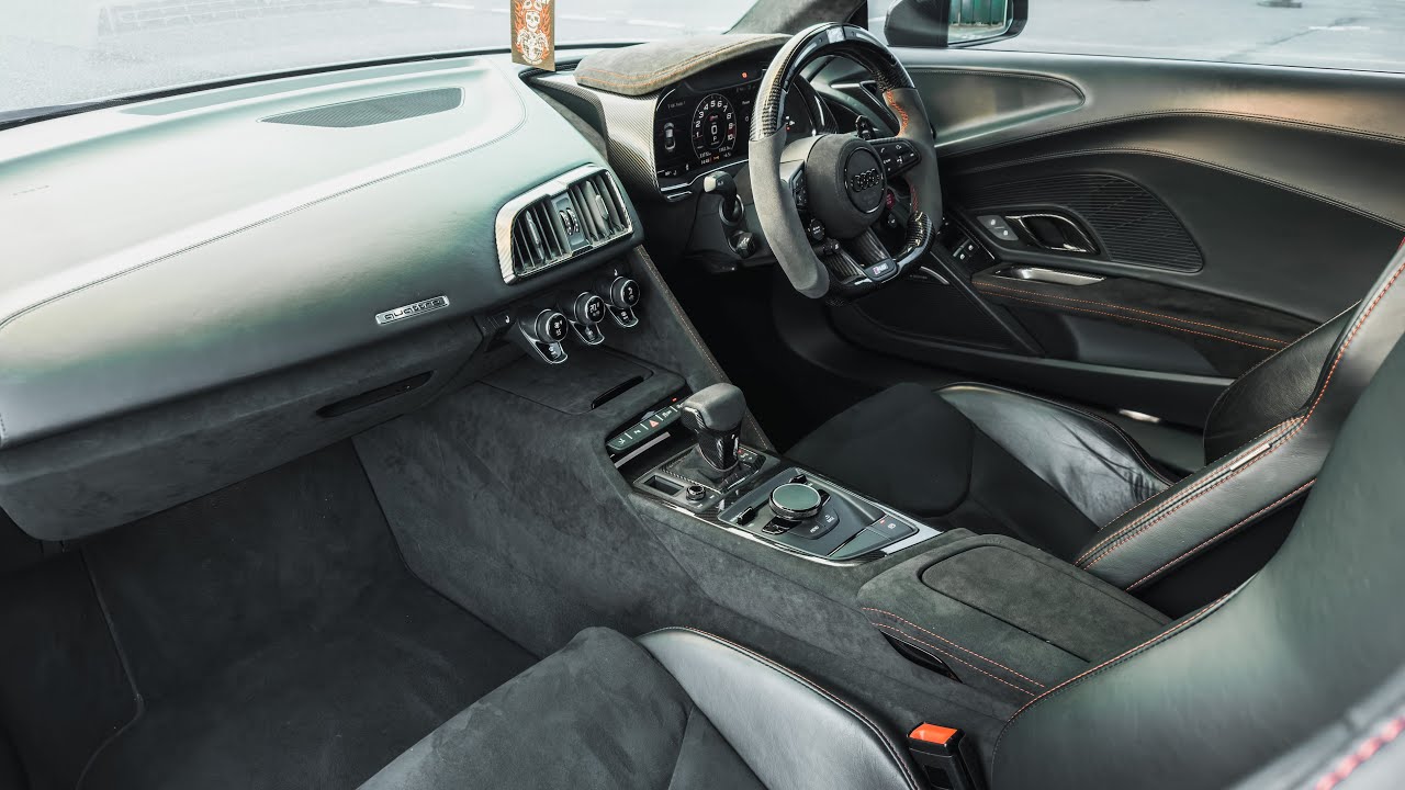 INSANE DIY INTERIOR RETRIM IN MY AUDI R8!!//