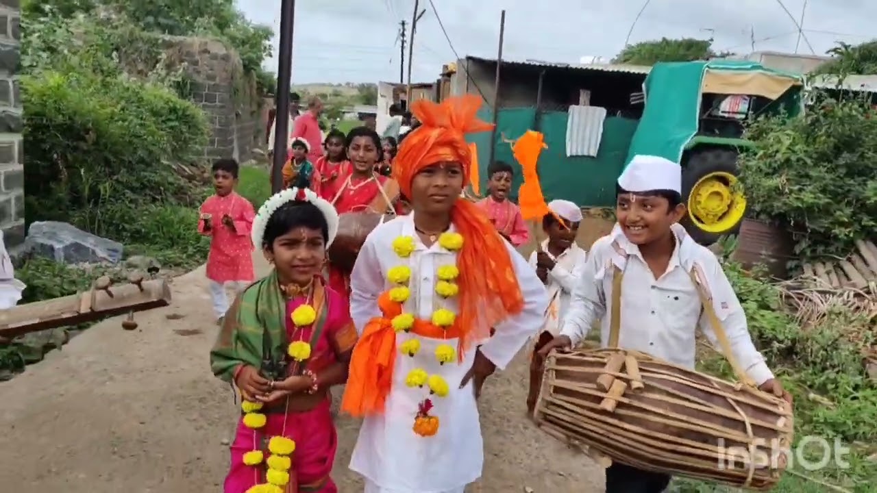टाळ मृदंगाच्या गजरात दंग झाले जि.प.प्रा शाळा नाळेवस्तीचे बालवारकरी !!