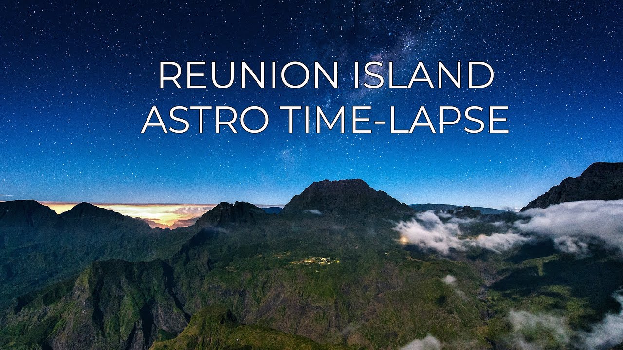 Reunion Island Astro / Moonset Time-lapse
