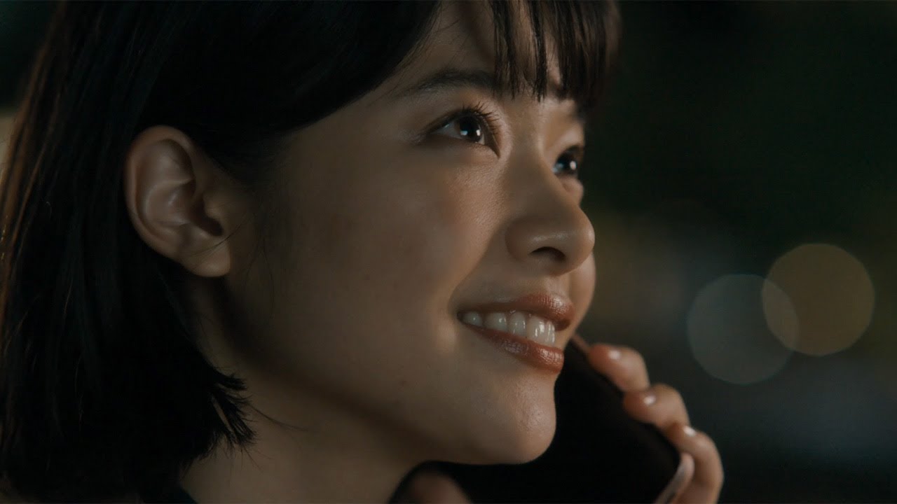 “娘”岸井ゆきの、故郷の“父”光石研に電話で月見の思い出話　マクドナルド新ウェブ動画が公開