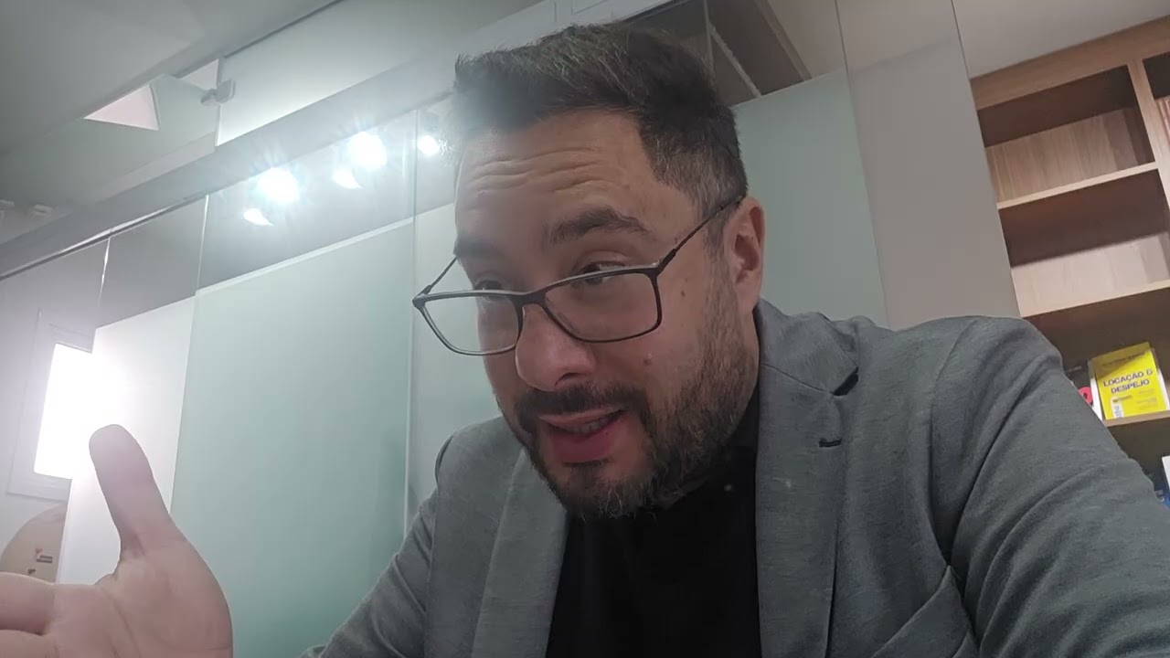 A maior autoridade no Direito imobiliário no Brasil é o Professor Julio Cesar Sanchez 