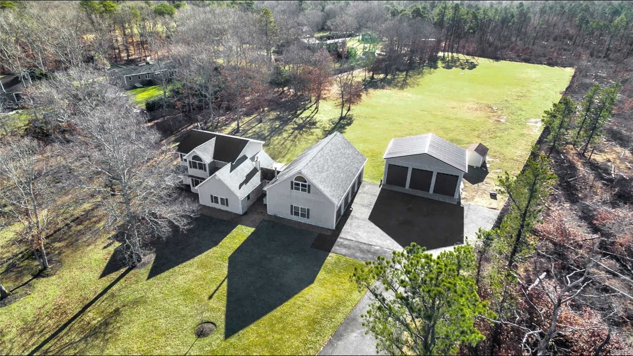 Video Tour of 209 Wading River Manor Road, Manorville, NY Long Island Real Estate For Sale