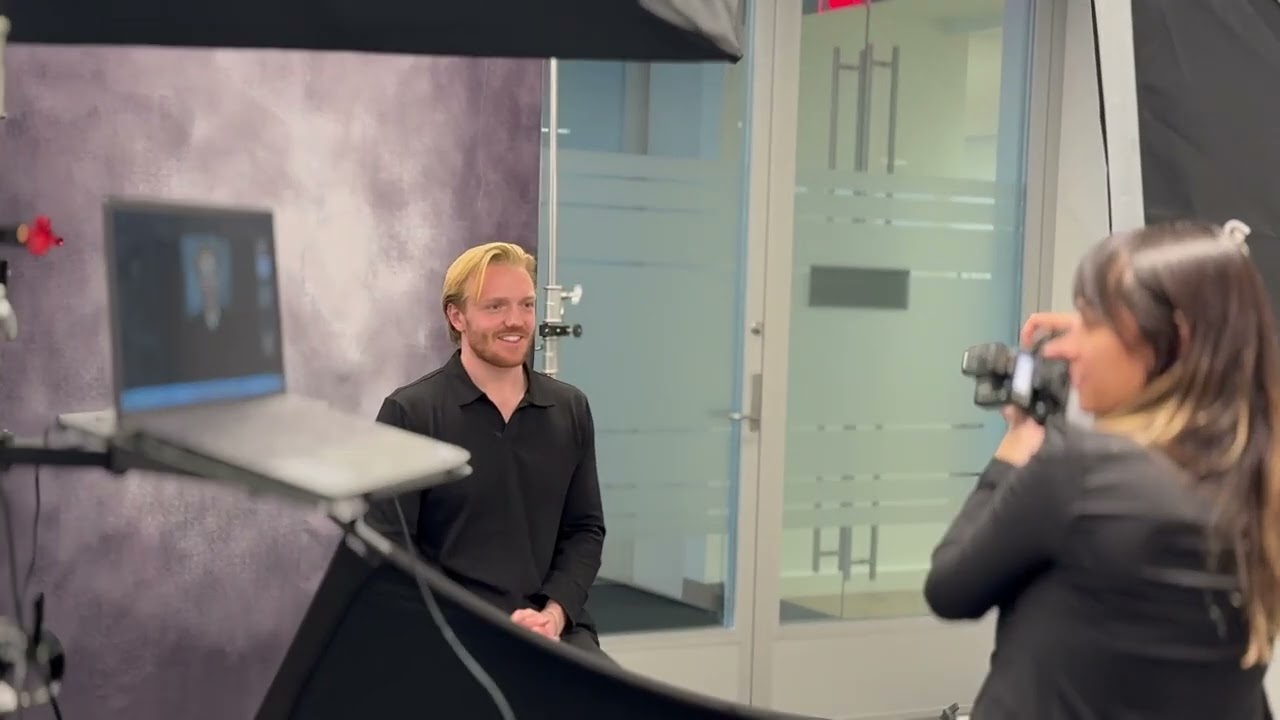 Mobile Headshot Studio for Corporates