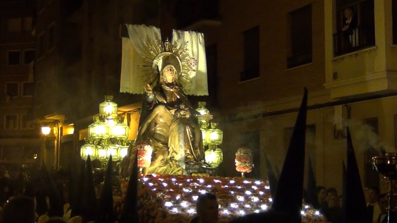 Semana Santa de Zaragoza 2017 - Viernes Santo - Cofradía de la Piedad (2)