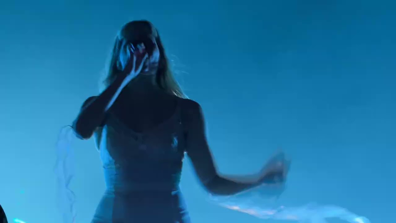 AURORA - Running With The Wolves (Closing) | Live at Küçükçiftlik Park İstanbul | 12.07.2025