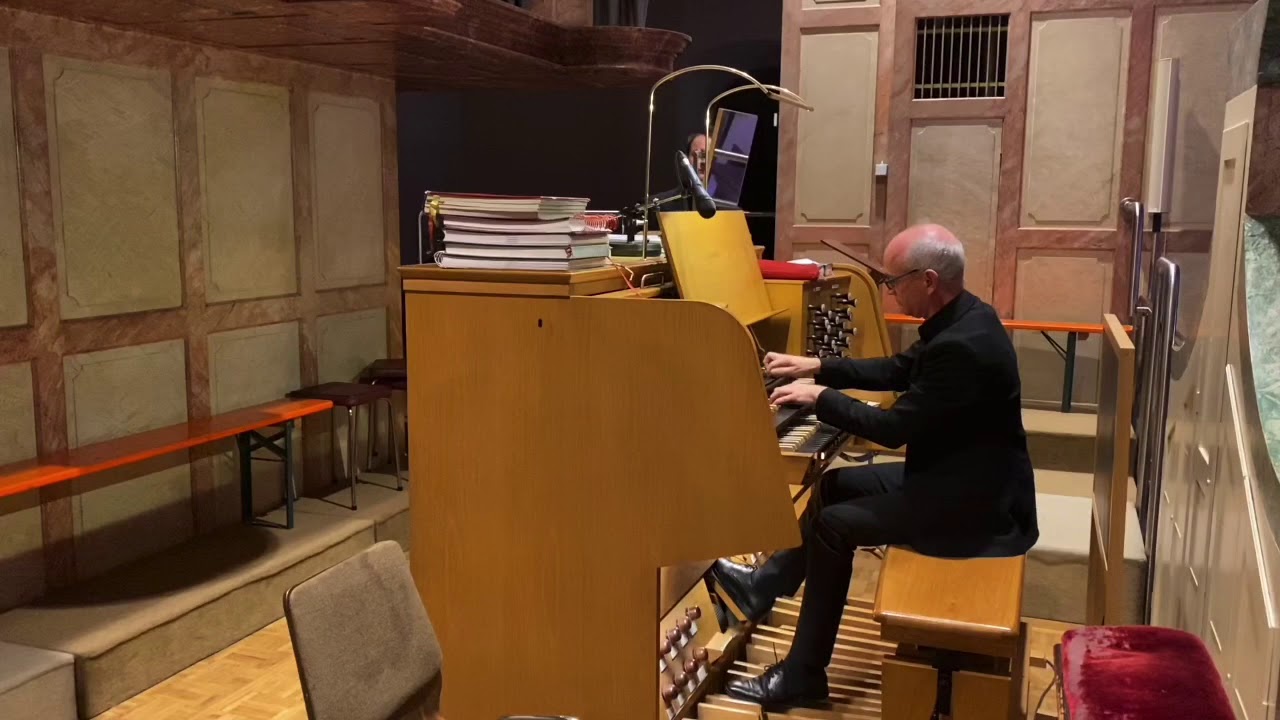 Macht hoch die Tür (Orgel: BerndCamin)
