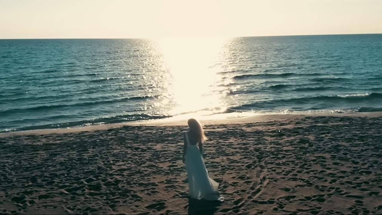 CRIFIU - Mondo Dentro (official video) feat. Sud Sound System
