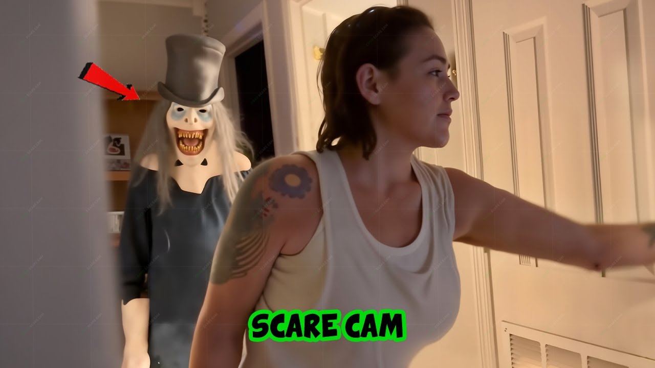 BEST SCARE CAM Priceless Reactions 2025😈#276 | Funny Scare Cam 🤣| Jump Scare 😂| CoCo Scare Cam |