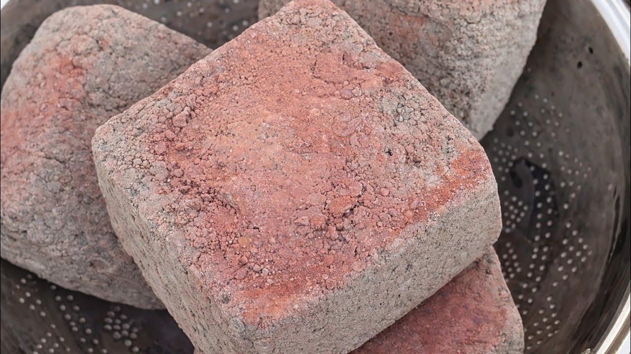 New: brown sand dry and water crumbling 💦#asmr#satisfying 