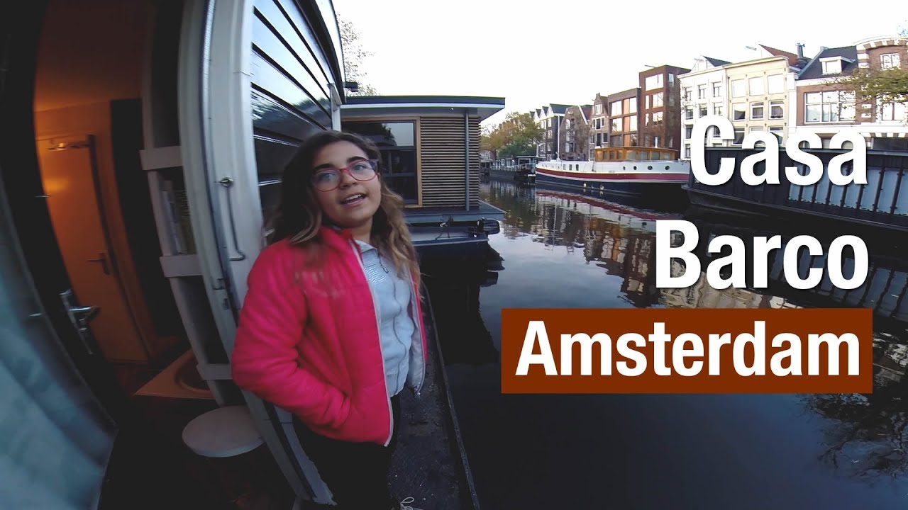 Como es una casa barco en Amsterdam