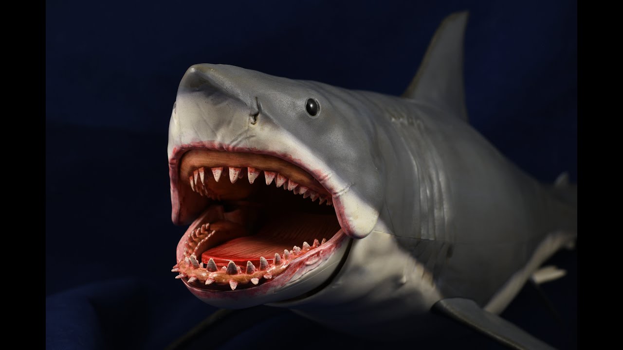 NECA The Game of JAWS SHARK Action Figure Review