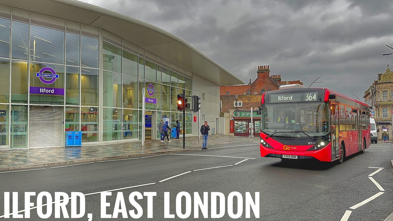 London Winter Walk in East London | Relaxing Rain Walk - Ilford High Street to Gants Hill [4K HDR]