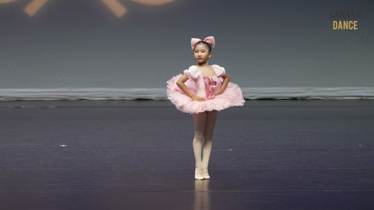 Coppelia doll by Peng jiufang 